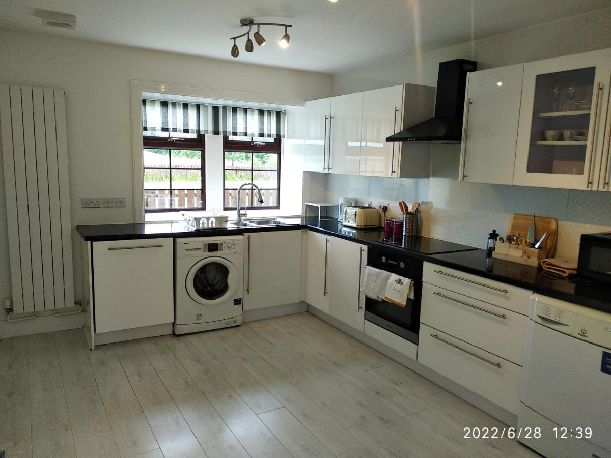 Cottage With Panoramic Views Kirk of Shotts Exterior foto